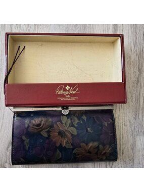 Patricia Nash Rustic Cauchy Frame Leather Clutch Wallet Peruvian Painting NWT